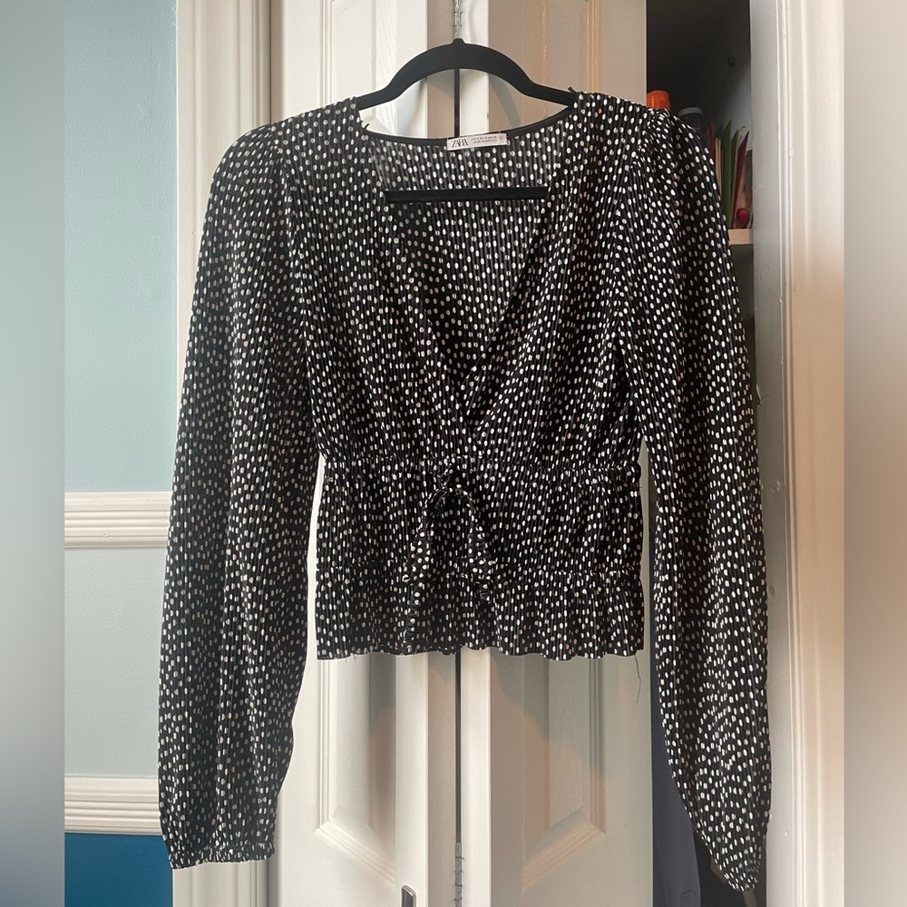 Zara long sleeve shirt!